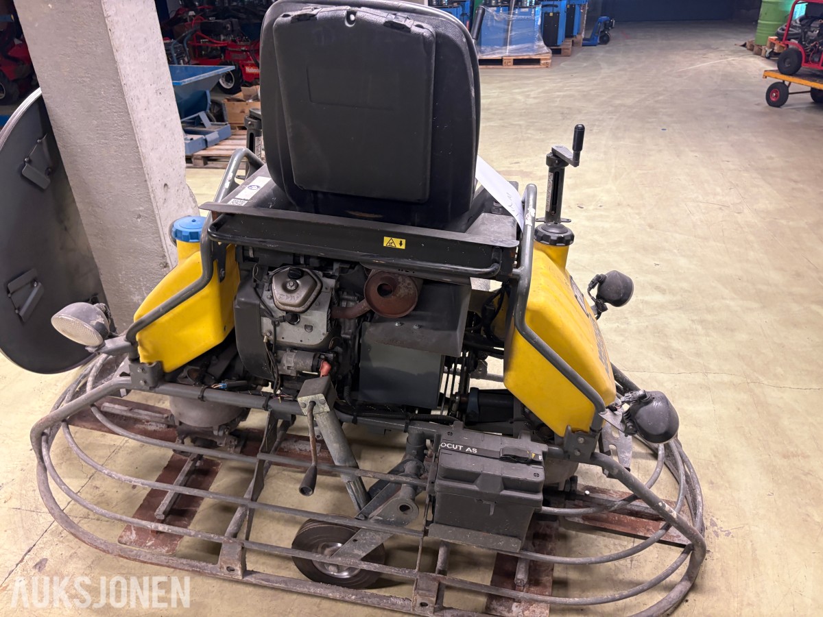 Wacker Neuson CRT 36-24A kjørbar glattemaskin betong helikopter