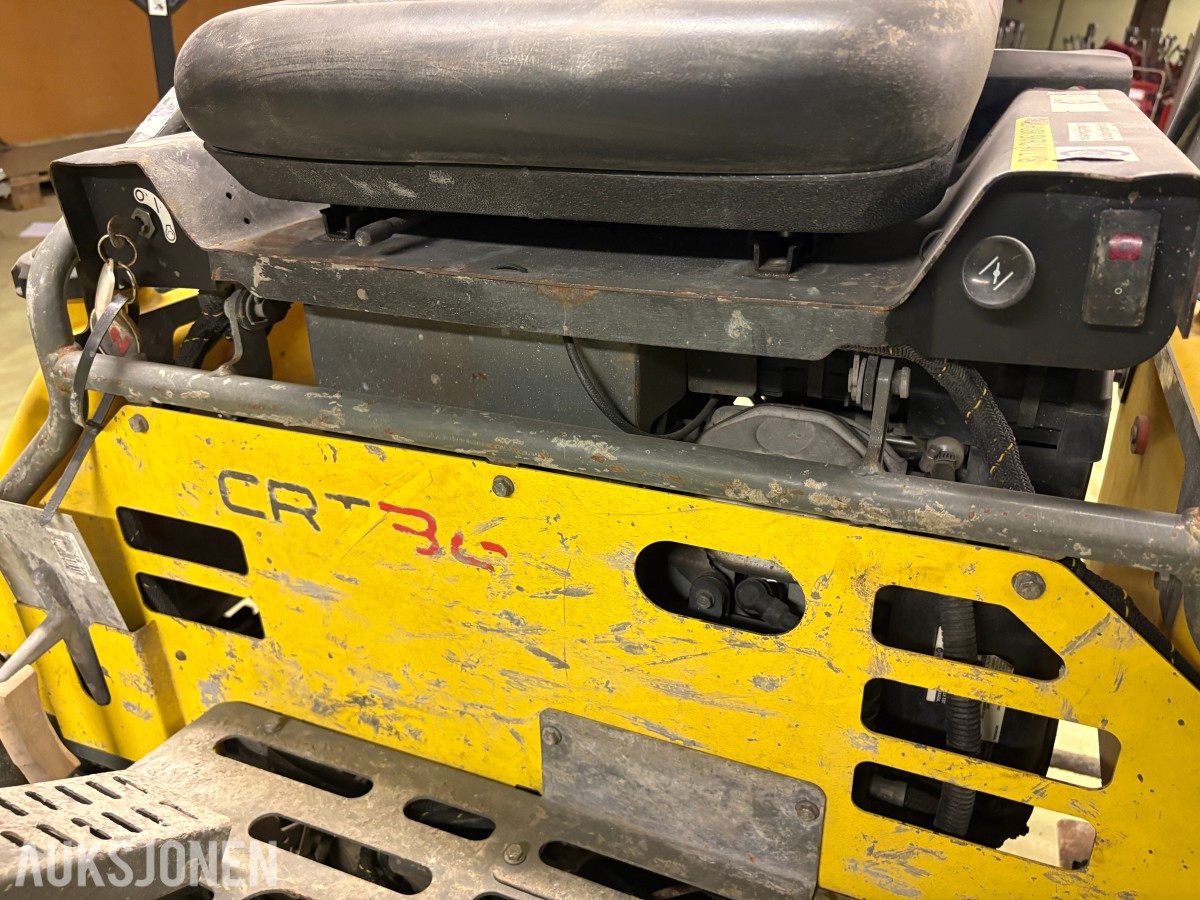 Wacker Neuson CRT 36-24A kjørbar glattemaskin betong helikopter