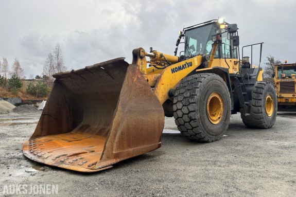 2007 Komatsu WA480-6 Hjullaster | 27,8 tonn | 223 kW | Veiesystem | Sentralsmøring | Skuffe