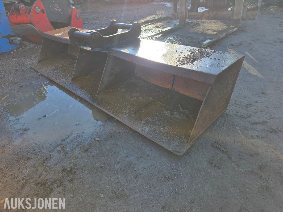 Skuffe med S-60 feste bredde 250 cm