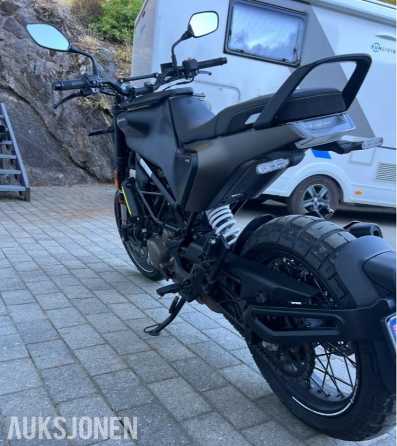 2024 MC - Husqvarna Svartpilen 125