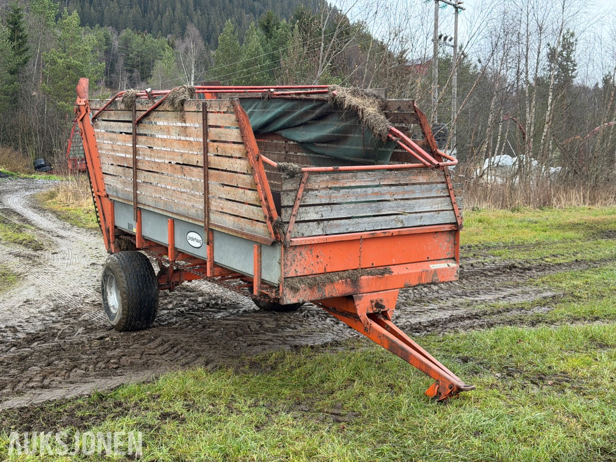 Kverneland Underhaug UN7000 Avlesservogn