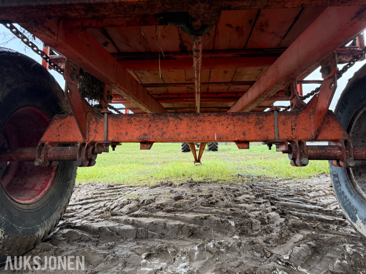 Kverneland Underhaug UN7000 Avlesservogn