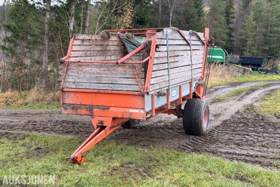 Kverneland Underhaug UN7000 Avlesservogn