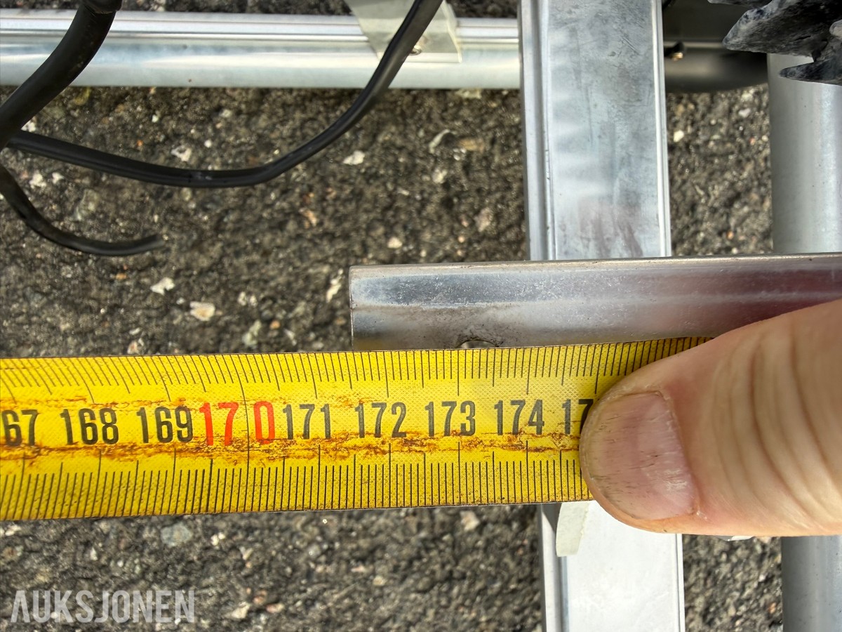 AluRack takgrind til Volkswagen Caddy – aluminium – lasterulle