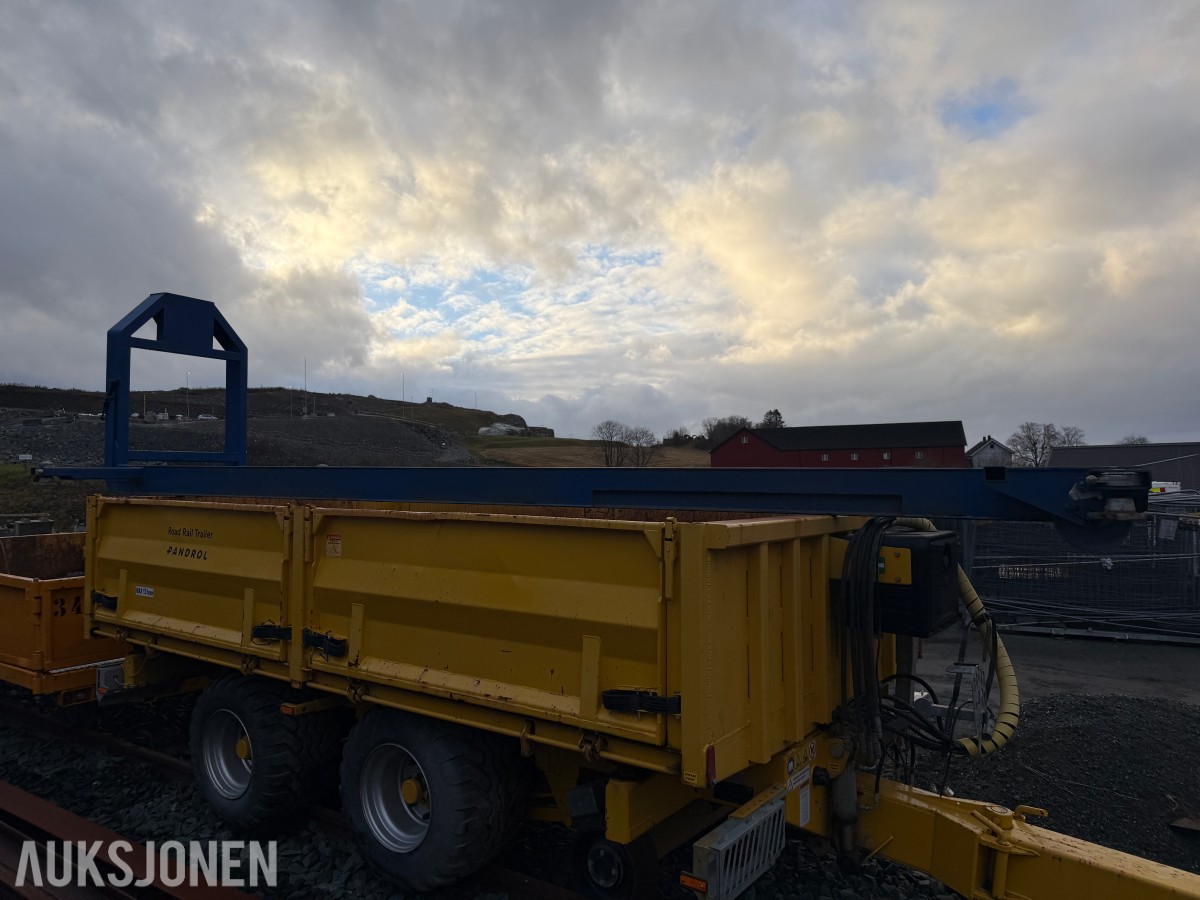 Krokramme med containerfester