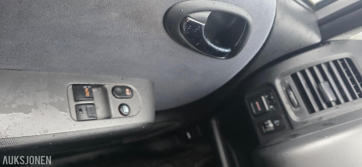 2005 Honda Jazz, 1.3-83, 164668km