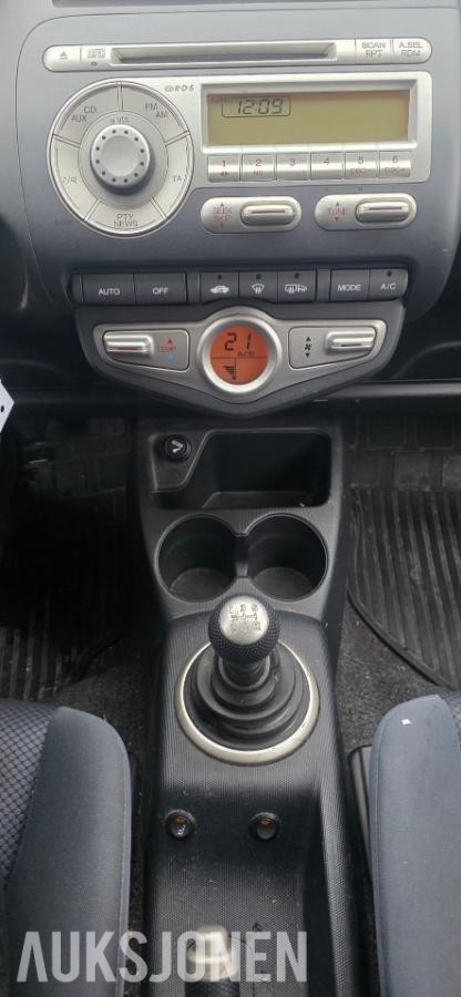 2005 Honda Jazz, 1.3-83, 164668km