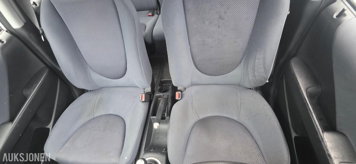 2005 Honda Jazz, 1.3-83, 164668km
