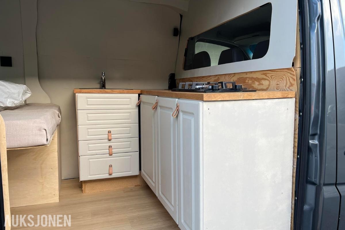 2016 VW CRAFTER 163HK CAMPERINNREDNING RYGGEKAMERA