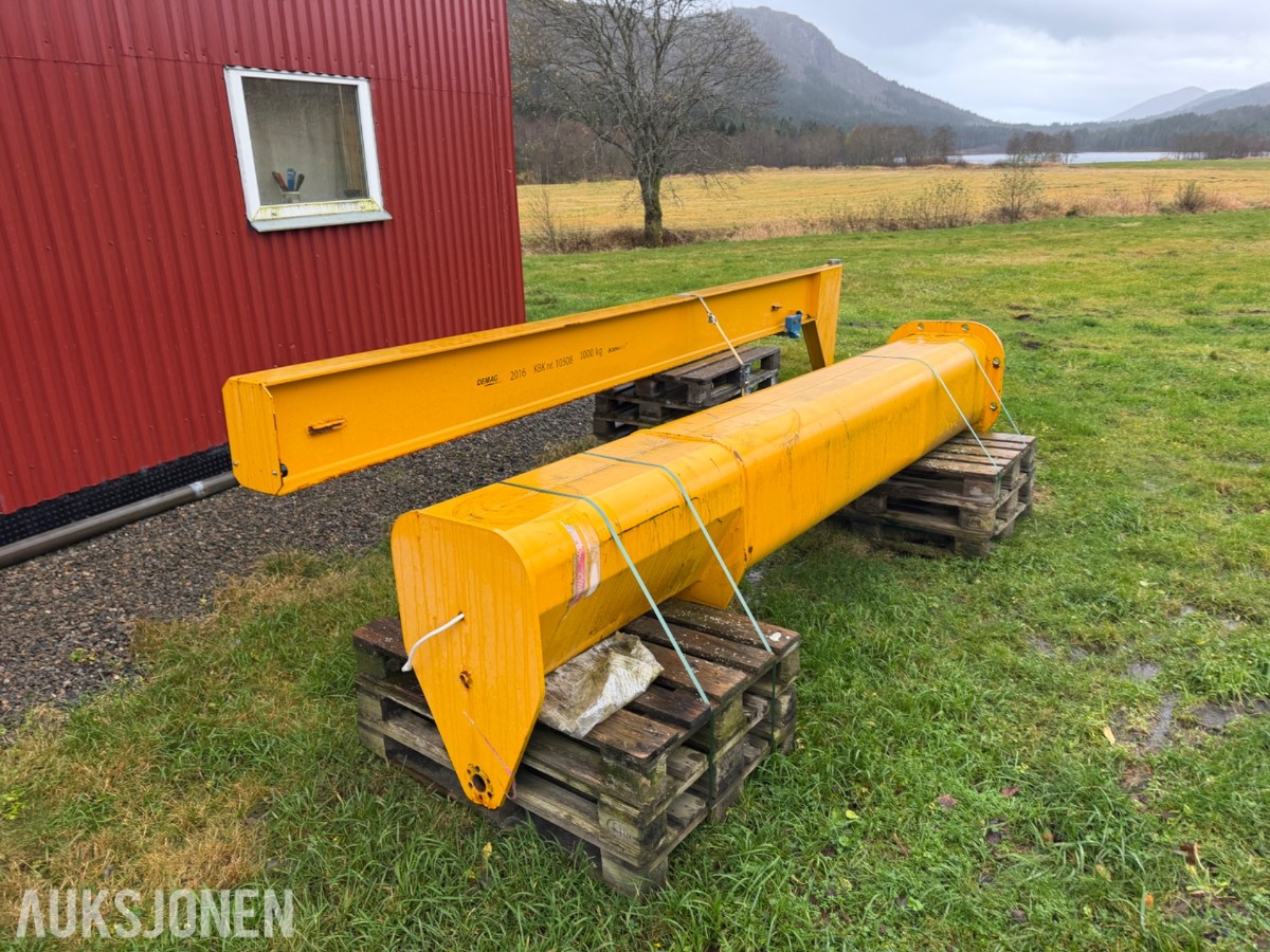 Demag Kranbom med el vinsj 1000kg