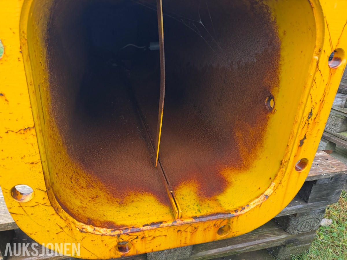 Demag Kranbom med el vinsj 1000kg