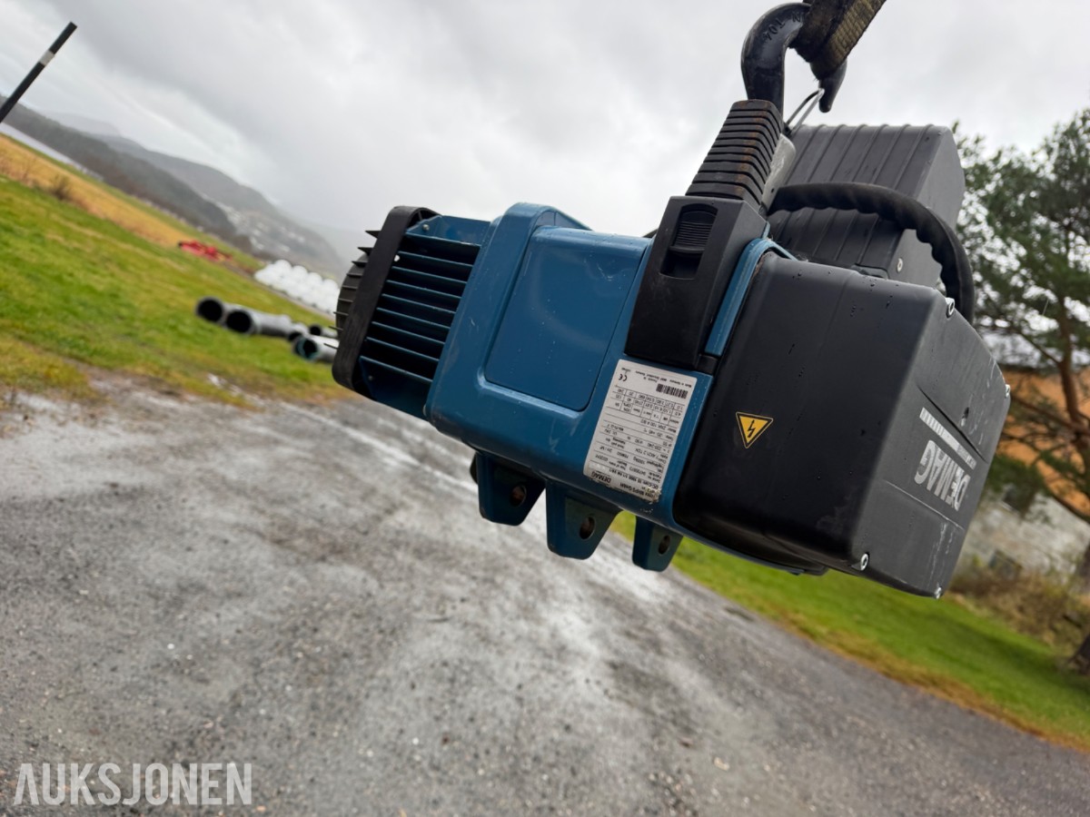 Demag Kranbom med el vinsj 1000kg