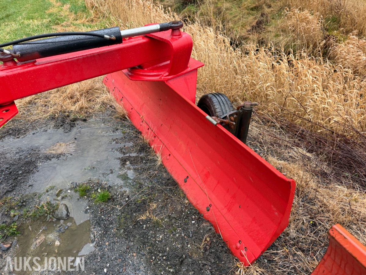 Vama skjær 3 meter. Vegskrape strøttehjul