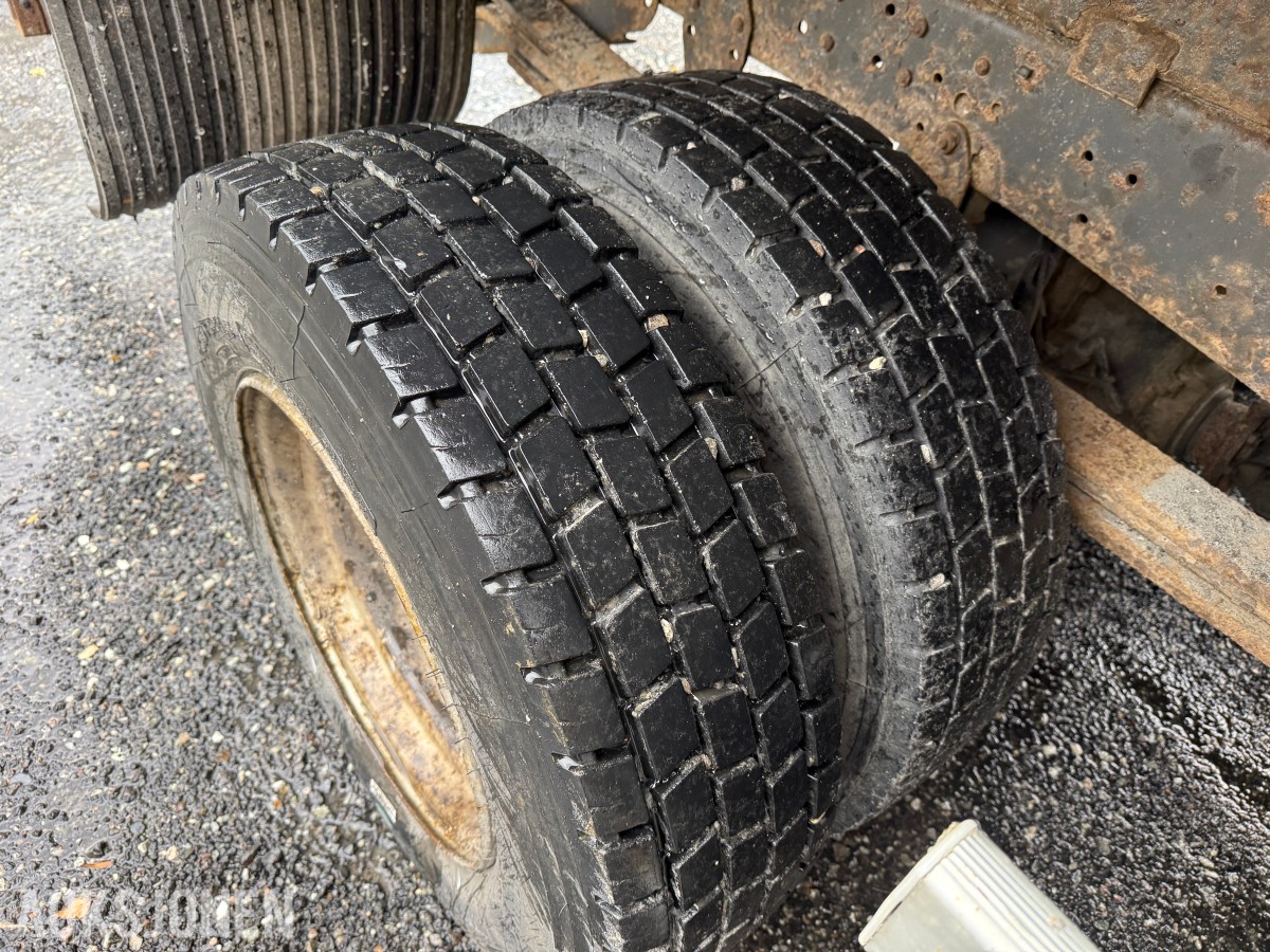 2001 Mercedes-Benz 814 k -HIAB 060-2 kran - Eu-godkjent
