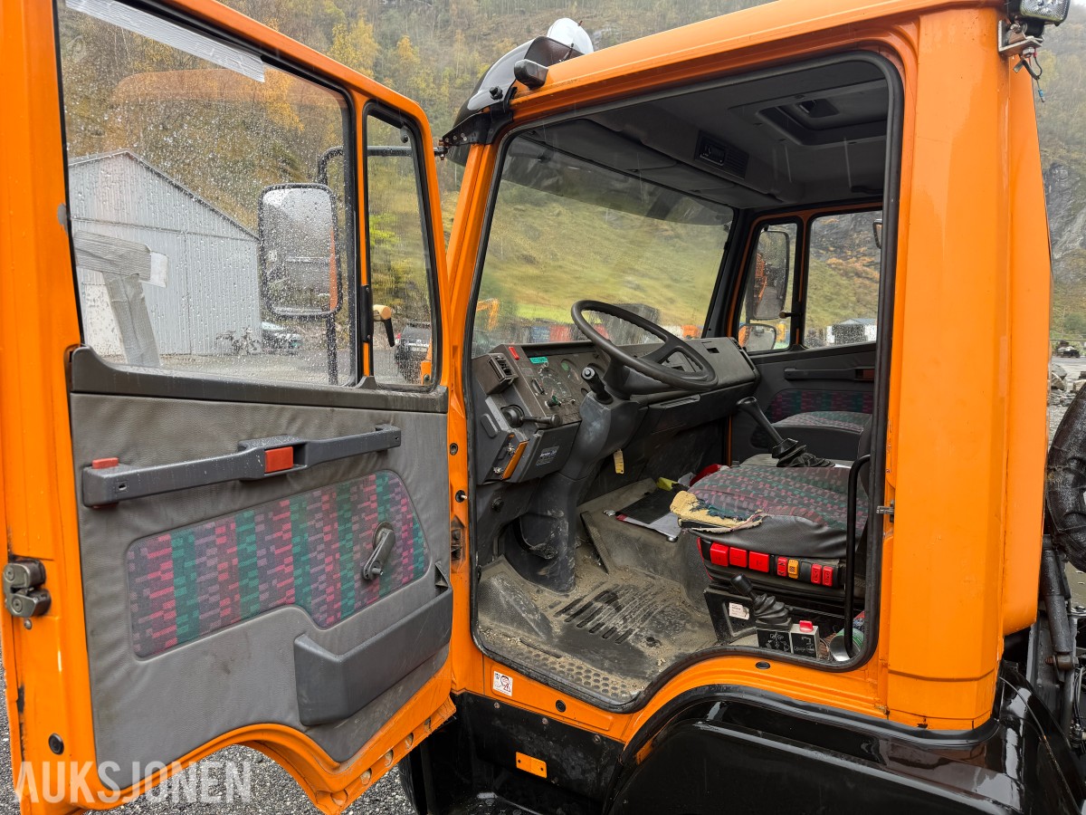 2001 Mercedes-Benz 814 k -HIAB 060-2 kran - Eu-godkjent