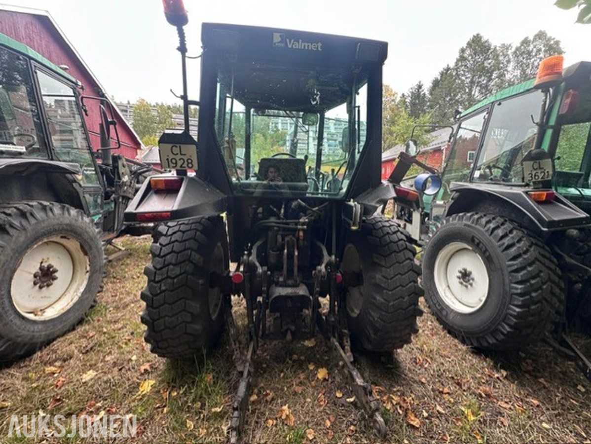 1996 Valmet 365 S traktor med Quicke 620 frontlaster.