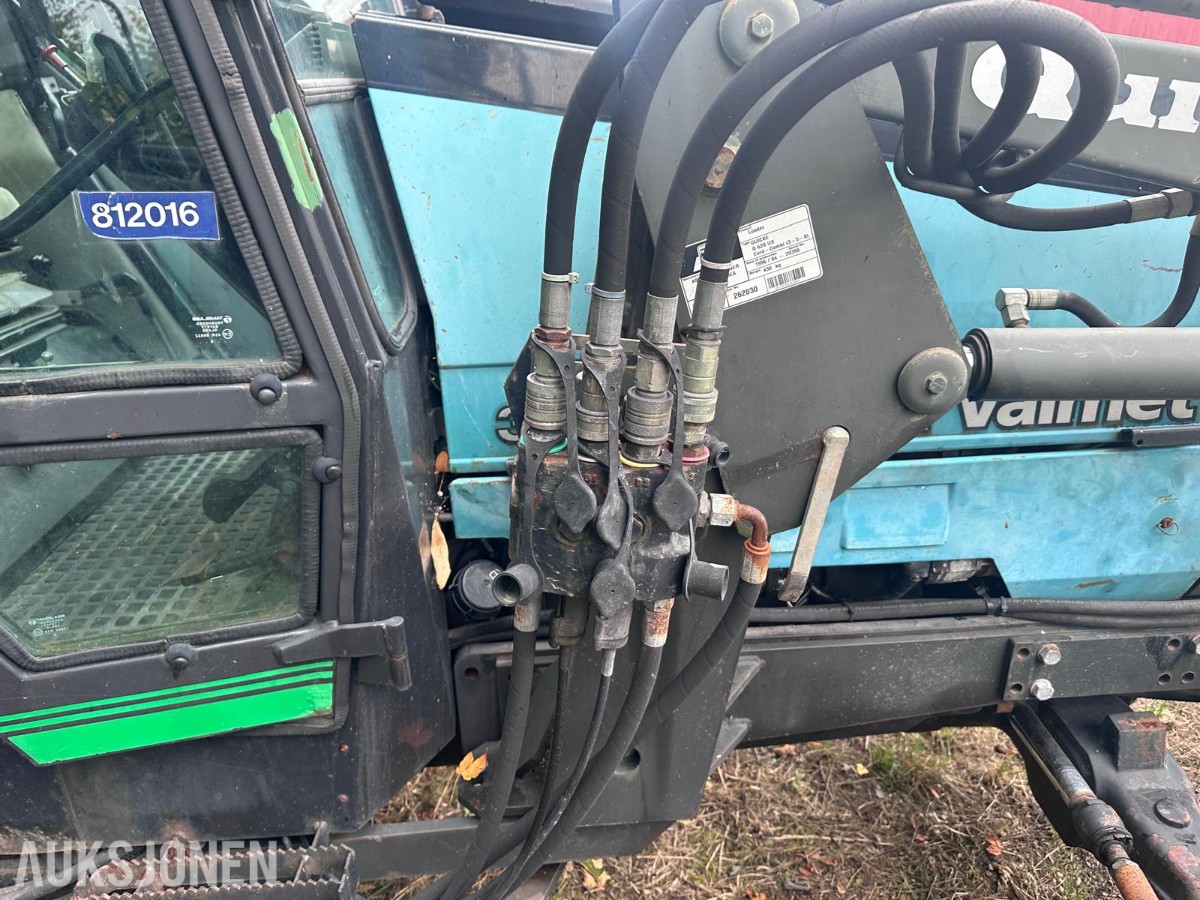 1996 Valmet 365 S traktor med Quicke 620 frontlaster.