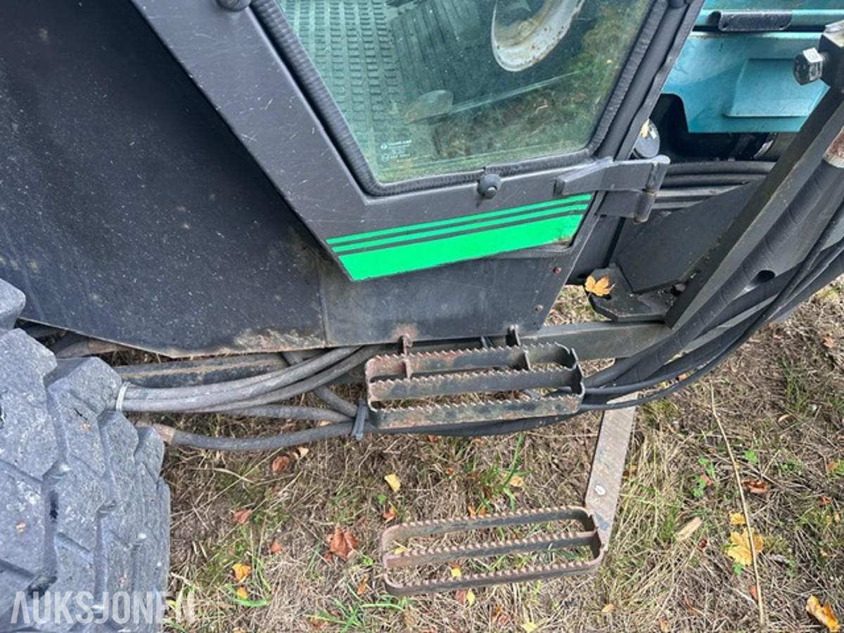 1996 Valmet 365 S traktor med Quicke 620 frontlaster.