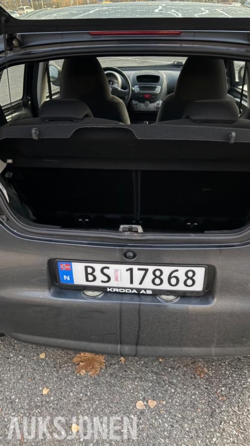 2011 Toyota Aygo 1.0 Bensin 68hk 136000km EU ok til 05.2027