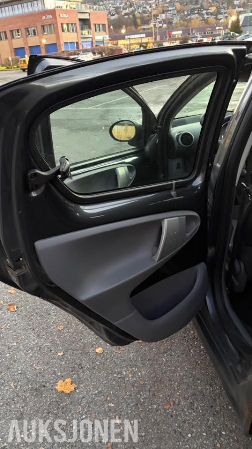 2011 Toyota Aygo 1.0 Bensin 68hk 136000km EU ok til 05.2027