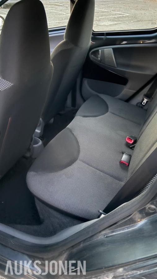 2011 Toyota Aygo 1.0 Bensin 68hk 136000km EU ok til 05.2027