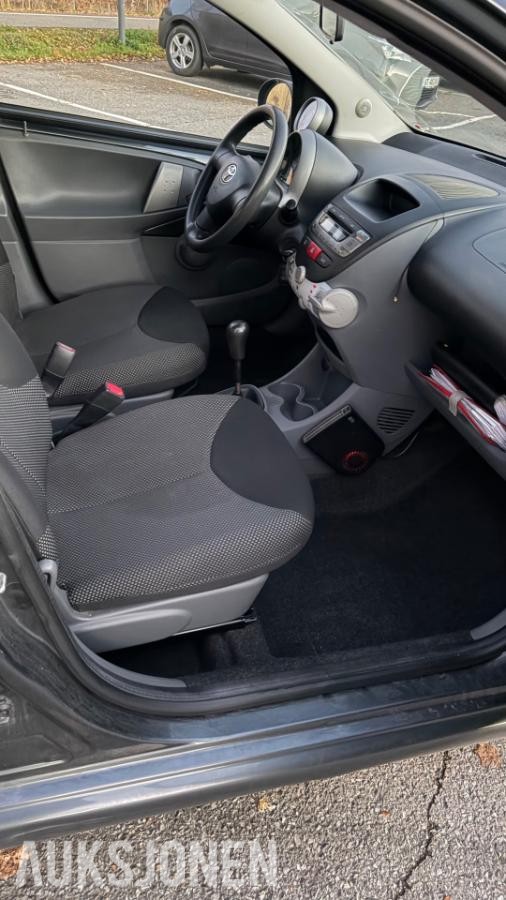 2011 Toyota Aygo 1.0 Bensin 68hk 136000km EU ok til 05.2027