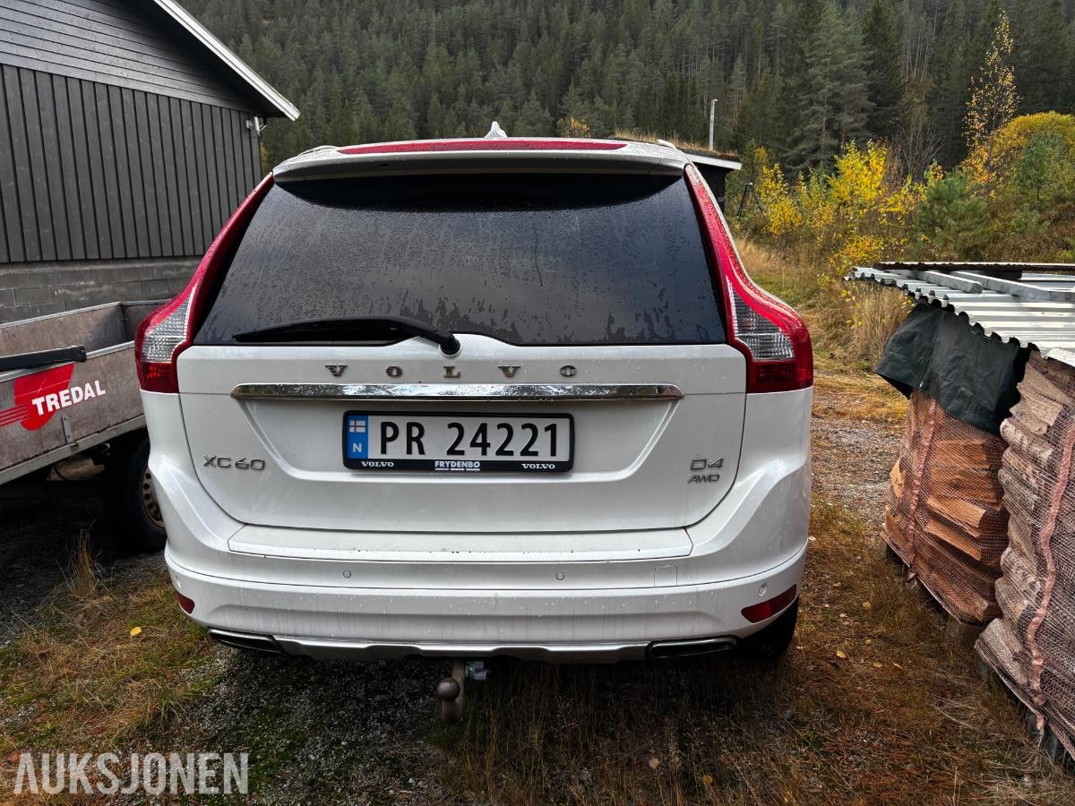 2014 Volvo XC 60 D4 163hk AWD Automat Reparasjonsobjekt