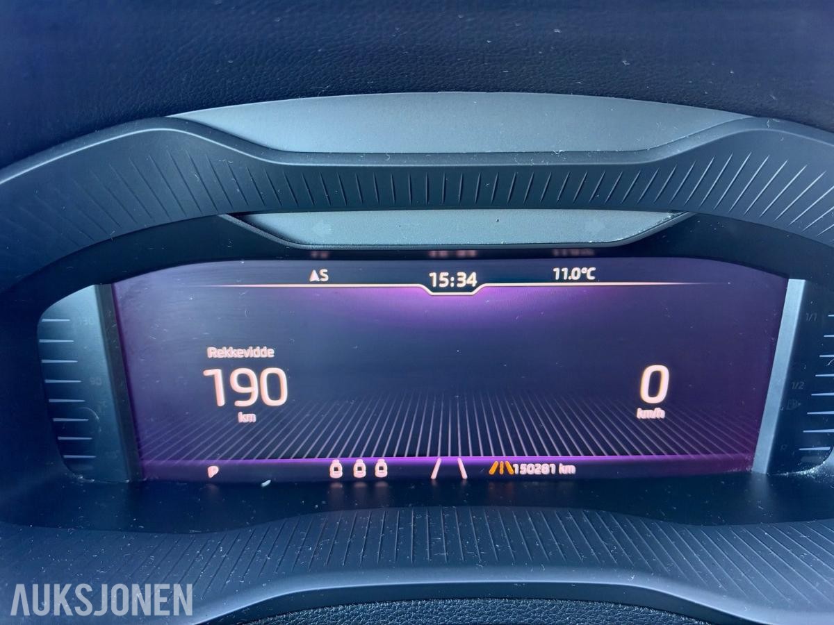2019 SKODA KAROQ 1.6 TDI DSG HENGERFESTE SKINN KAMERA