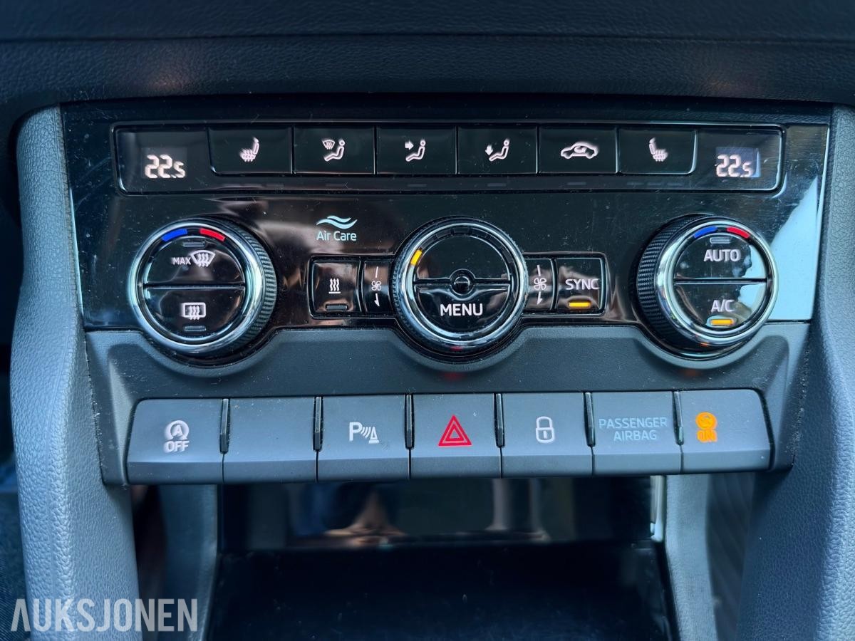 2019 SKODA KAROQ 1.6 TDI DSG HENGERFESTE SKINN KAMERA